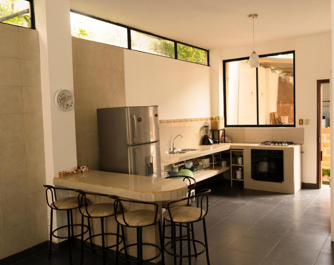 Rinakawsay - Viveviajando Apartamento Amoblado En Тена Экстерьер фото