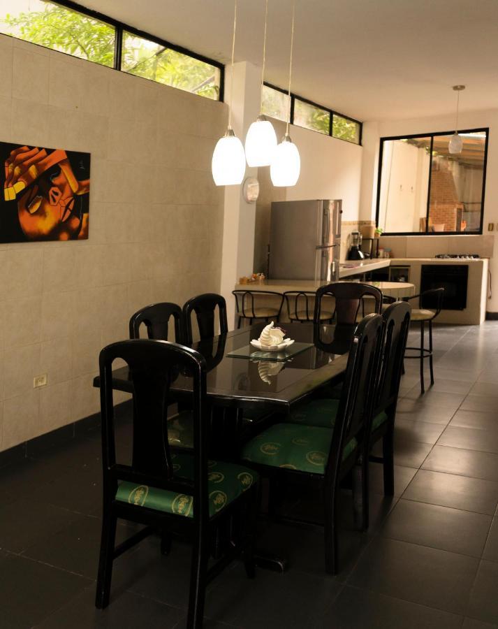 Rinakawsay - Viveviajando Apartamento Amoblado En Тена Экстерьер фото